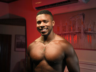 Leonardo Jones