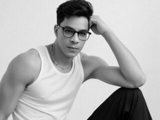 Xavier Max