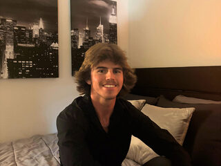 Carter Hayes
