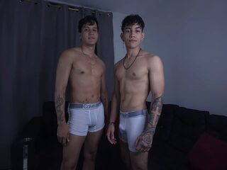 Wuialli Cash &amp; Robert Million