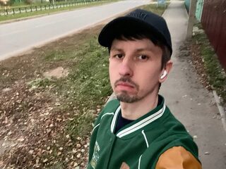 Stan Handsome