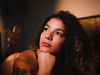 Monica Saenz