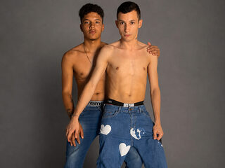 Isak &amp; Felix