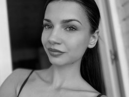 StrawberryGirl-