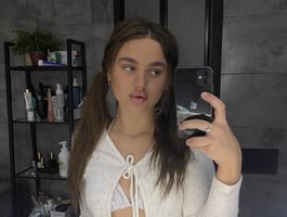 teasingNaomi