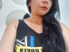 vivian-milf-paint