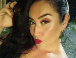 MeganHotCurvy