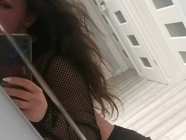SweetPreetyGirl_