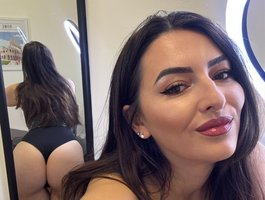 kassyHot