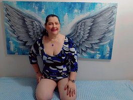 leonela-68