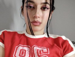 miafoster