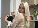 Cute_blondiee