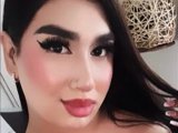 Nina_Strauss