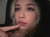 SidneySweeneeey19