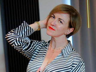 feliziaGlam-hot
