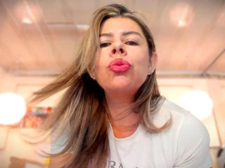 EmiliaMilf