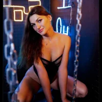 EllaGoldenn