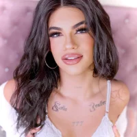 Kirby_Carrington