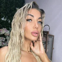 SnowyElsaa