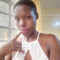 Lesley_pinkie
