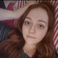curvy_redx