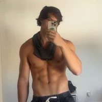 alex_islivee