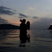 HotBabyCouple_