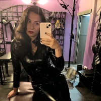 MistressElektraDivine