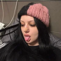 HornyBlogger