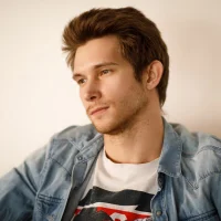 Eddie_Baker