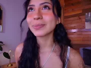 amber_curly