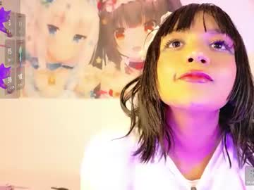 (˶>⩊<˶)  Ana (˶>⩊<˶) independent model❤︎                  (HELP ME WITH 100 FINGERS UP)