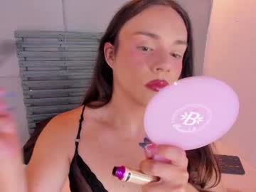 MIA SinCLAIRE