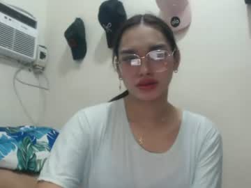 Pretty Sandra